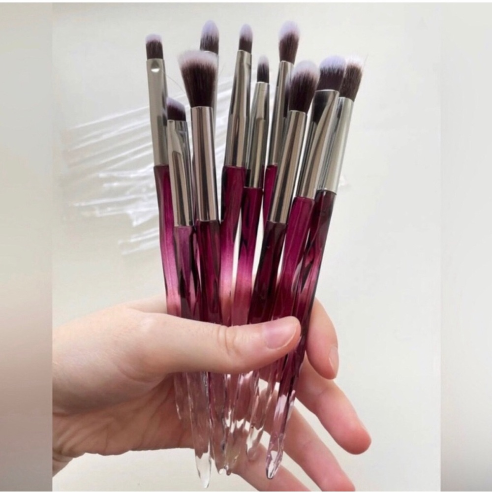 Women’s 10-Piece Pink Ombre Makeup Brush Set, New